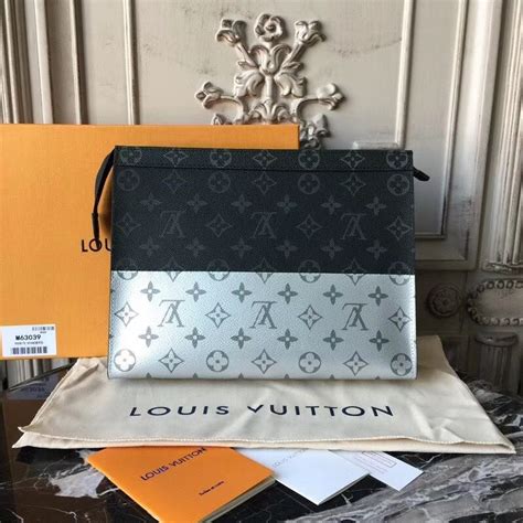 livre de voyage louis vuitton|pochette ziglynette.